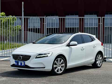 Volvo V40 2017 T 3 — фото 14