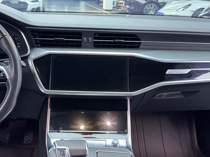 Audi A6L 45 TFSI избранная динамик — фото 13