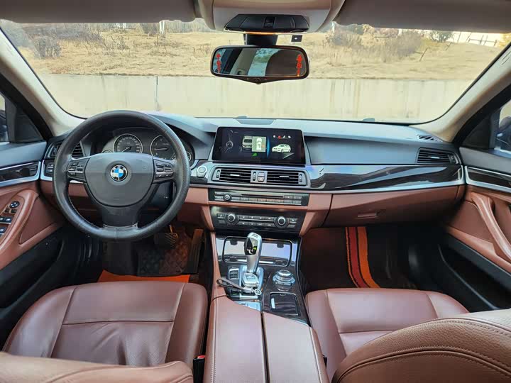 BMW 5 Series 525Li продвинутая — фото 12