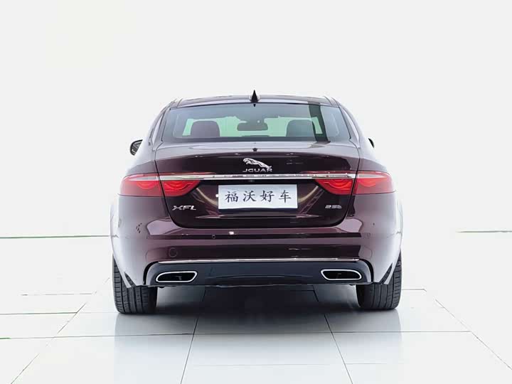 Jaguar XFL 2018 XFL 2.0 T 250 PS — фото 32