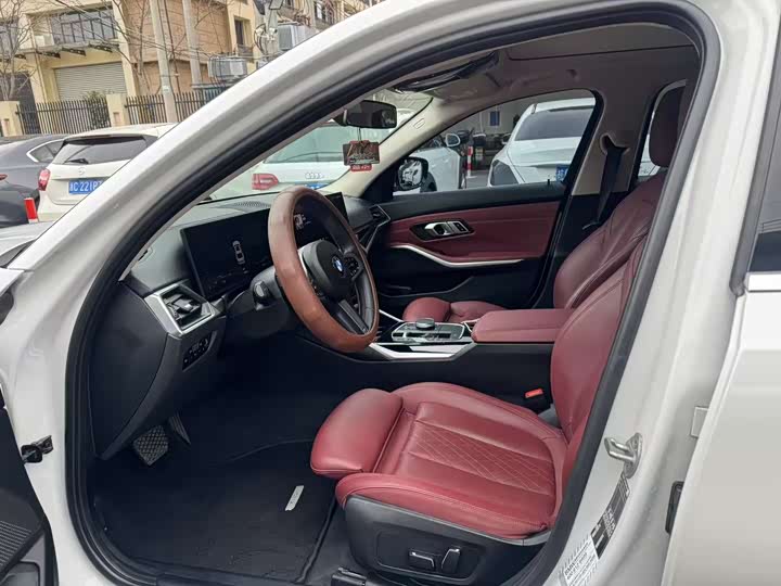 BMW 3 Series 320Li M спортпакет — фото 5