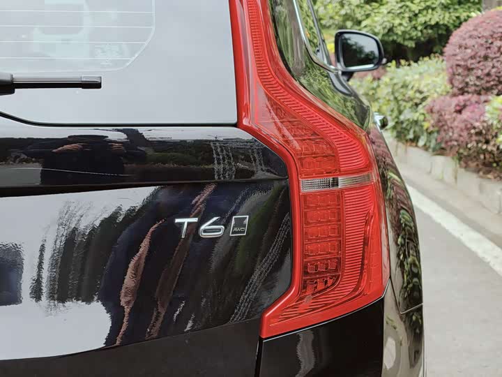 Volvo XC90 2018 T 5 — фото 6