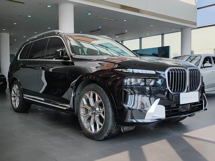 BMW X7 2024 x Drive 40i Leading — фото 5