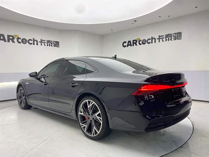 Audi A7L 2023 45 TFSI quattro S-line — фото 8