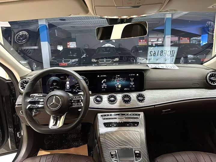 Mercedes-Benz CLS 2021 CLS 300 Luxury — фото 2