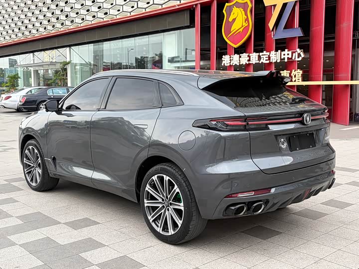 Changan UNI-K 2021 2.0 T Premium — фото 3