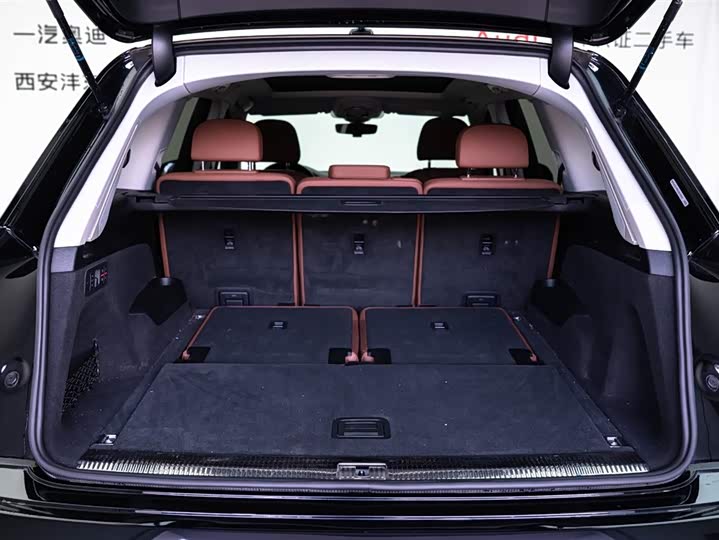 Audi Q7 2020 55 TFSI quattro S line Sport — фото 8