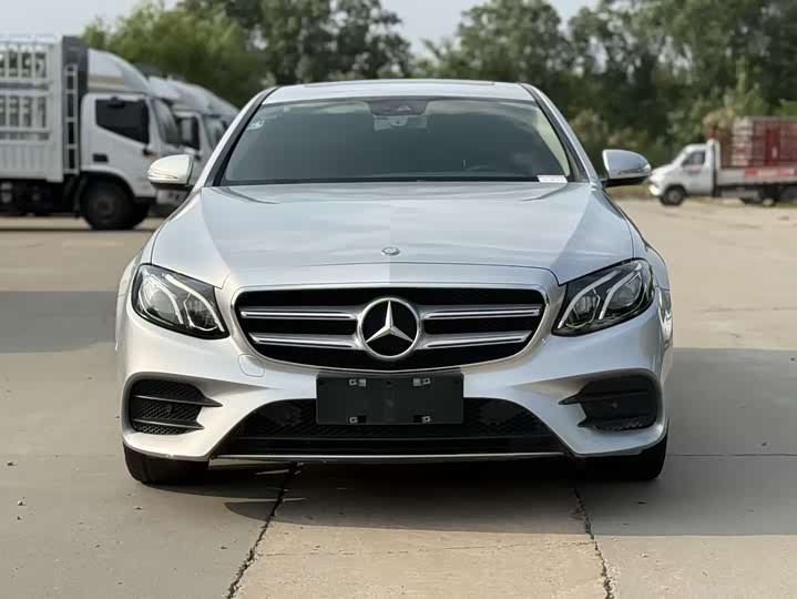 Mercedes-Benz E-Class 2016 E 200 L Sport — фото 2