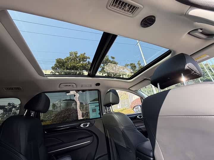 Trumpchi M6 2024 MAX 270 T WDCT — фото 17