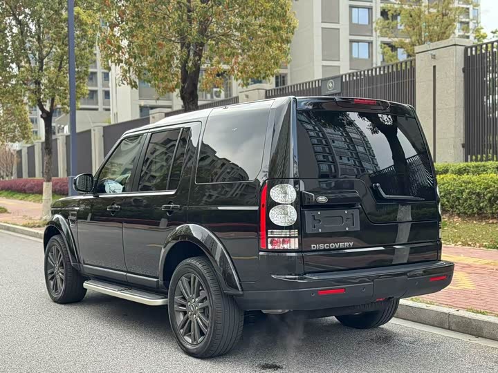 Land Rover Discovery — фото 15