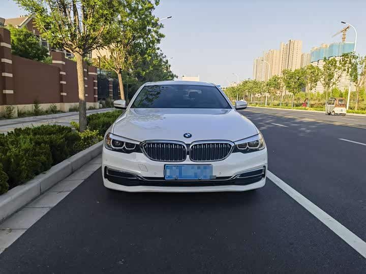 BMW 5 Series 525Li люкс-пакет — фото 2