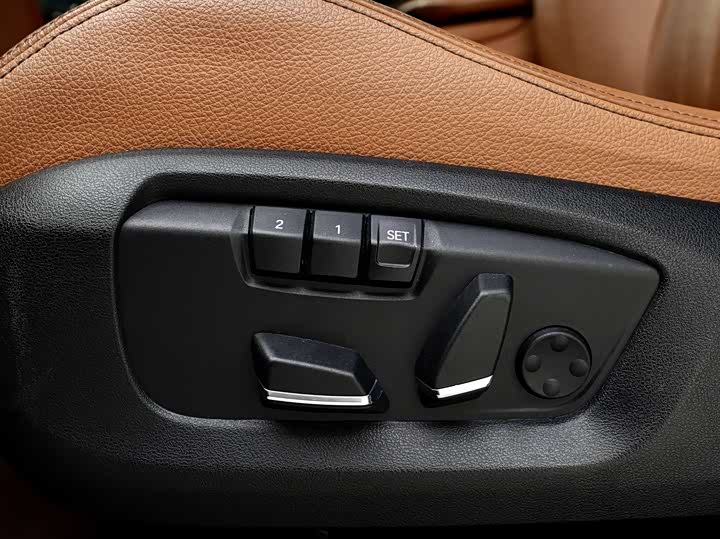 BMW X6 2017 x Drive 28i — фото 15