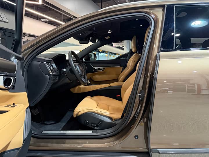 Volvo V90 2017 Cross Country T 5 AWD — фото 15