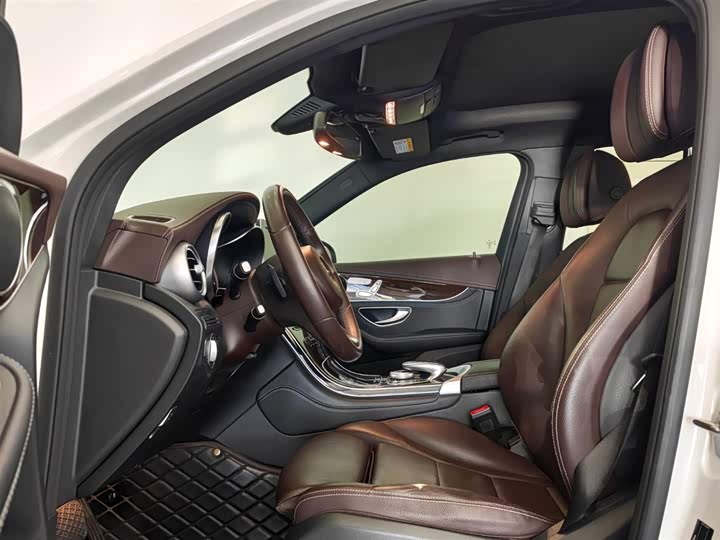 Mercedes-Benz GLC 2019 GLC 260 4 MATIC — фото 8