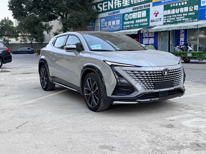 Changan UNI-T 2023 1.5 T Premium — фото 3