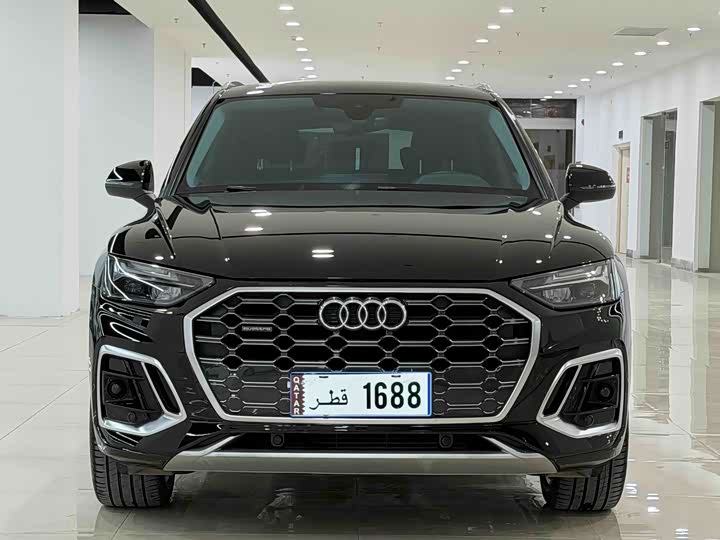 Audi Q5L 40 TFSI люкс-динамик — фото 2