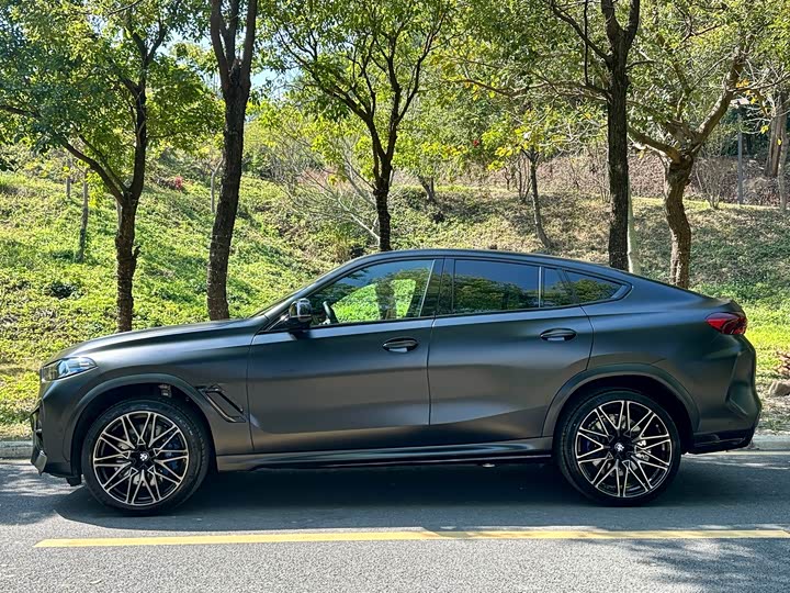 BMW X6 M 2023 X 6 M — фото 5