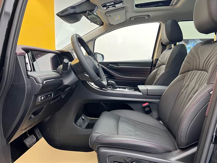 Trumpchi M8 2024 400 T — фото 3