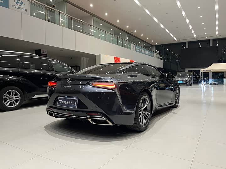 Lexus LC 2019 500h V — фото 4