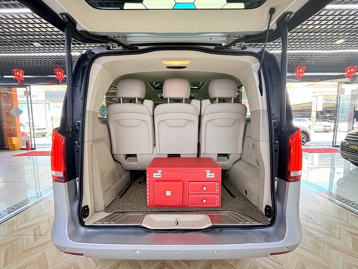 Mercedes-Benz V-Class 2016 V 260 L — фото 20