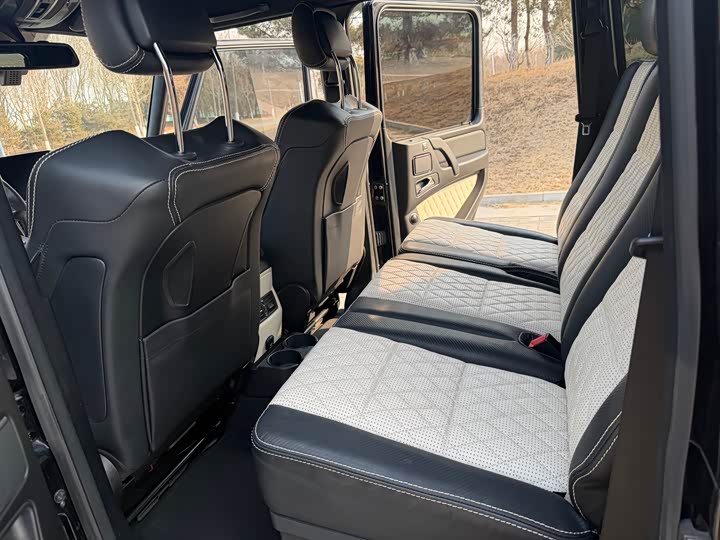 Mercedes-Benz G-Class 2016 AMG G 63 Edition 463 — фото 21