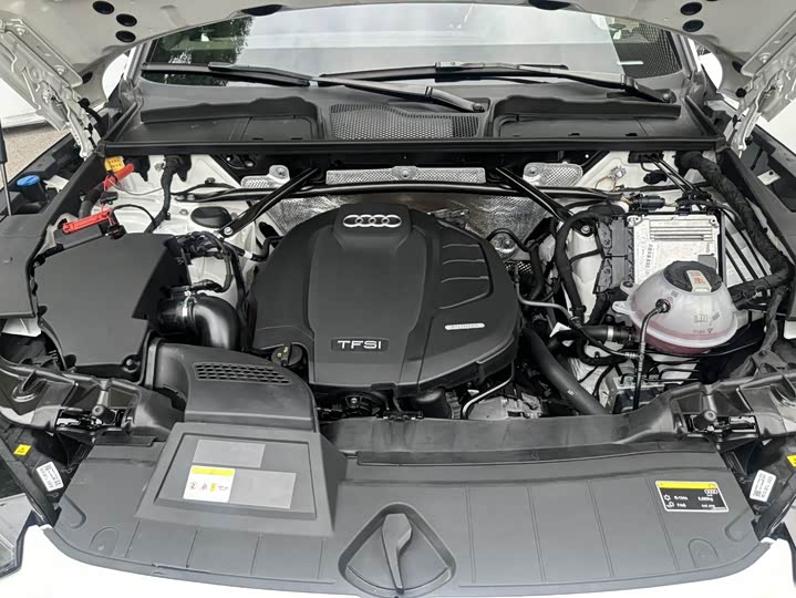 Audi Q5L Sportback 2021 40 TFSI Luxury — фото 8