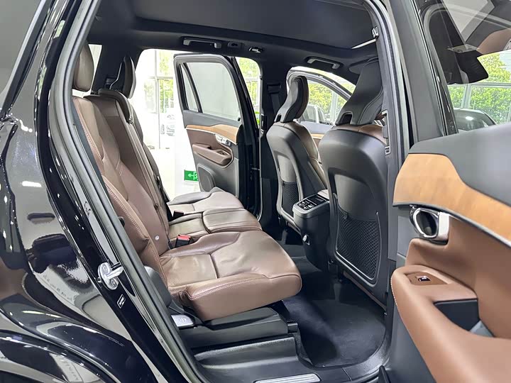 Volvo XC90 2023 B 5 7 — фото 16
