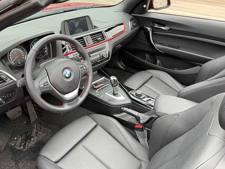BMW 2-Series 2018 220i — фото 8