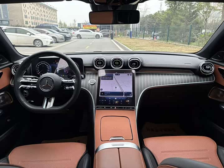 Mercedes-Benz C-Class 2023 C 260 L — фото 10