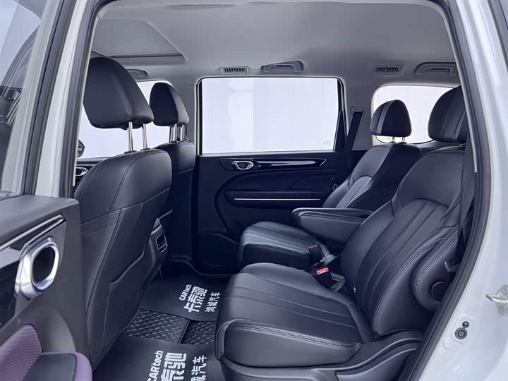 Trumpchi M6 2025 MAX 270 T WDCT — фото 18