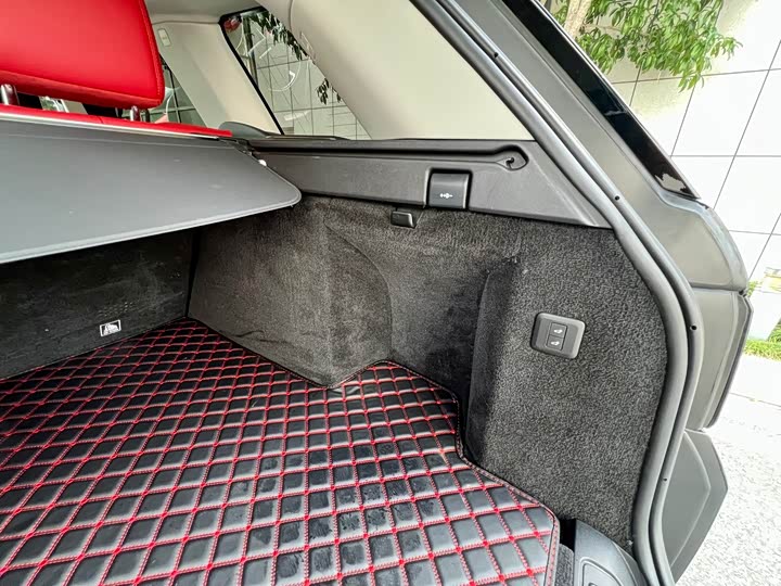 Land Rover Range Rover Sport — фото 13
