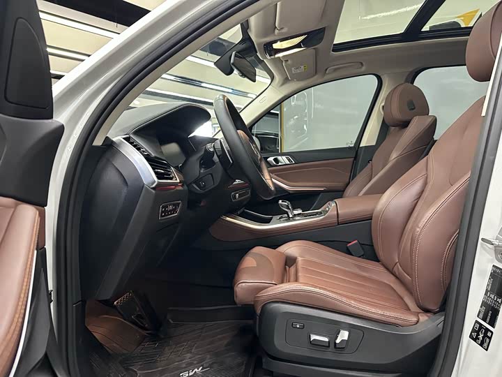 BMW X5 2020 x Drive 40i M — фото 7