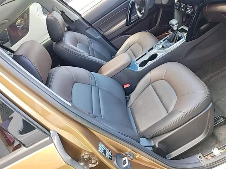 Trumpchi GS4 2017 235 T AT 2 WD — фото 25