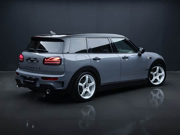 MINI Clubman — фото 5