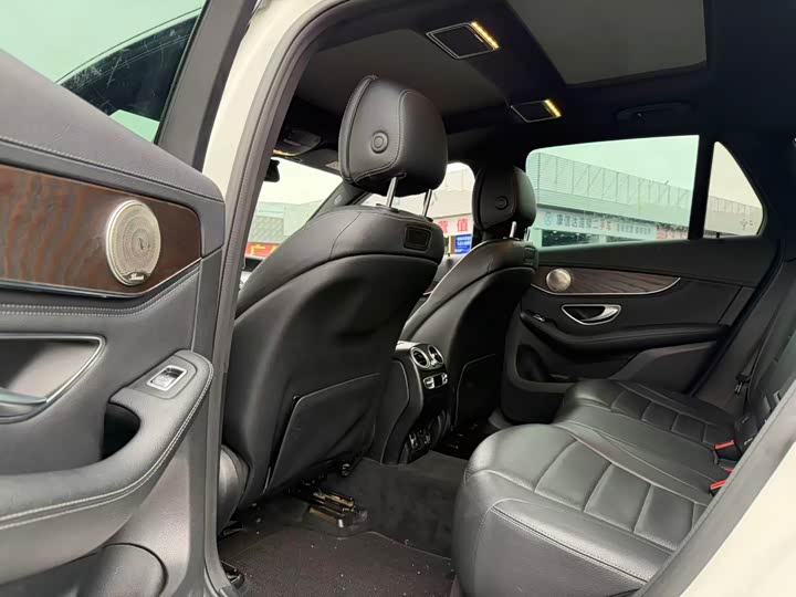 Mercedes-Benz GLC 2019 GLC 300 L 4 MATIC — фото 5