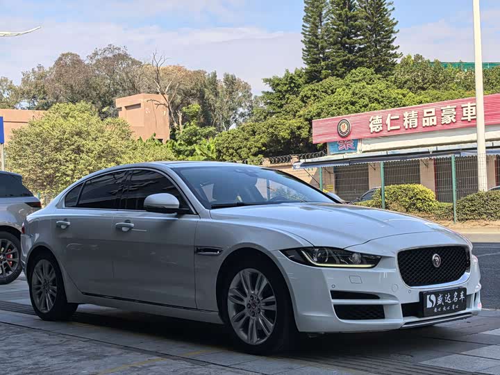 Jaguar XEL 2019 2.0 T 200 PS — фото 3