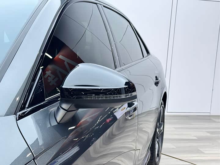 Audi A4L 2022 40 TFSI — фото 25