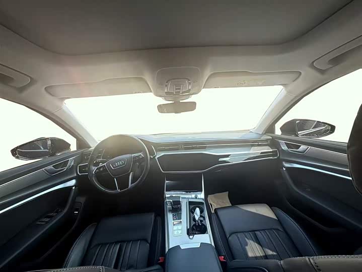 Audi A6L 2024 45 TFSI — фото 2