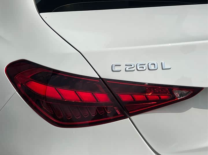 Mercedes-Benz C-Class 2023 C 260 L — фото 17