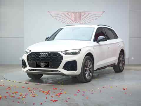 Audi Q5L 2024 40 TFSI — фото 26