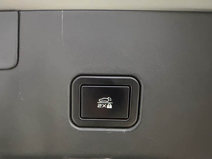 Changan UNI-V 2024 1.5 T Sport — фото 28