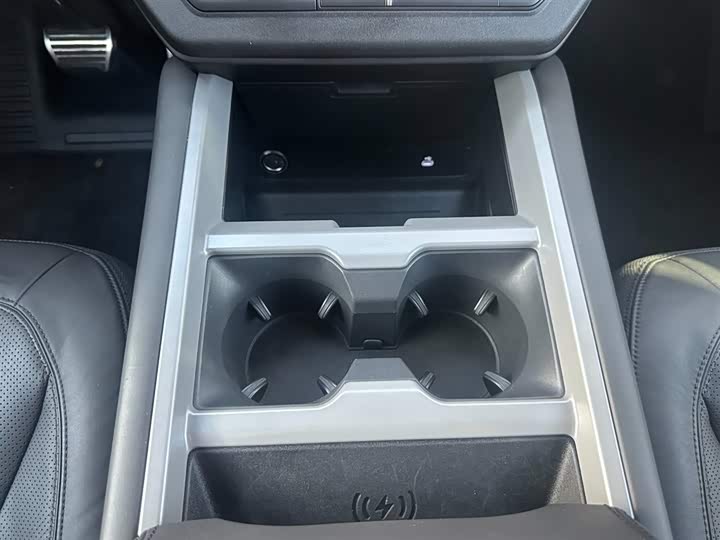 Land Rover Defender — фото 17