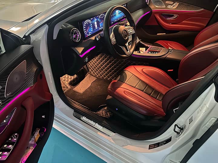Mercedes-Benz CLS 2021 CLS 300 — фото 7