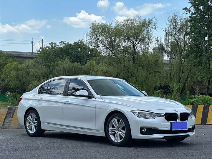 BMW 3 Series 320Li стиль — фото 3