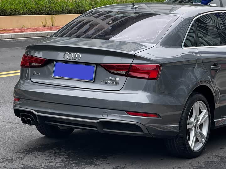 Audi A3 2018 30 Limousine 35 TFSI — фото 16