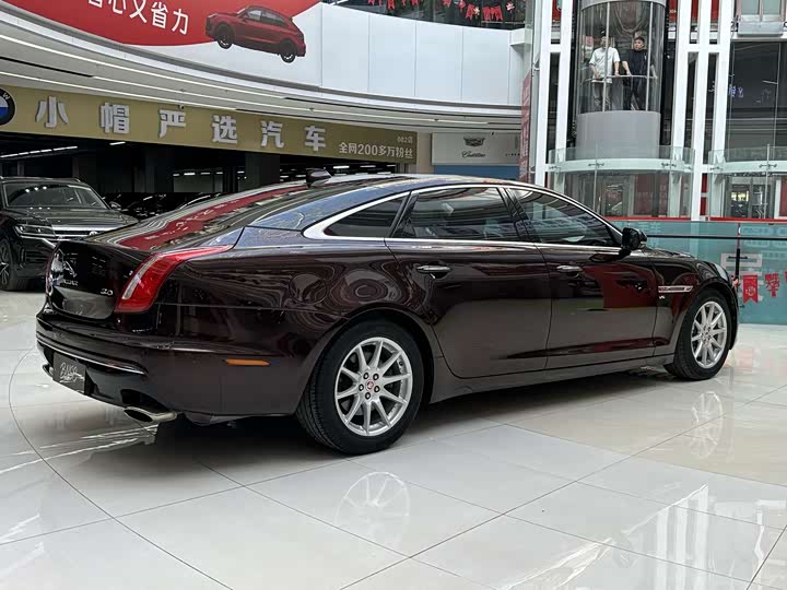 Jaguar XJ 2016 XJL 3.0 SC 2 WD — фото 9