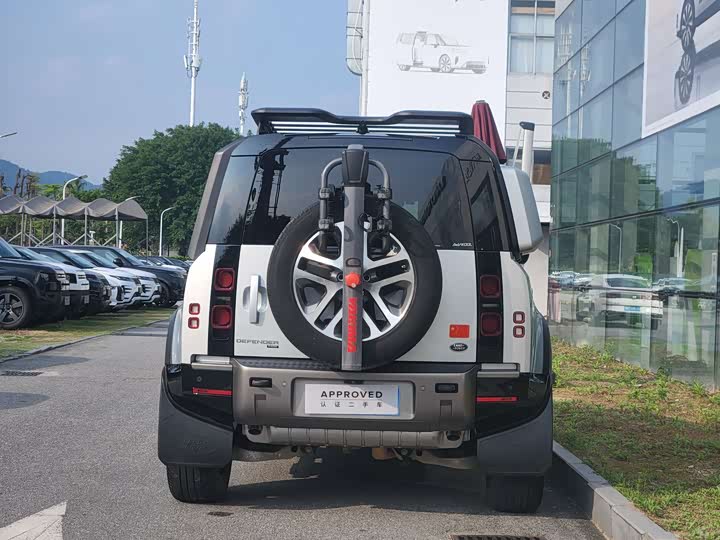 Land Rover Defender — фото 5