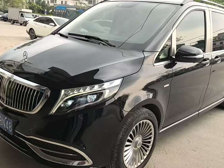 Mercedes-Benz V-Class 2021 V 260 L — фото 1