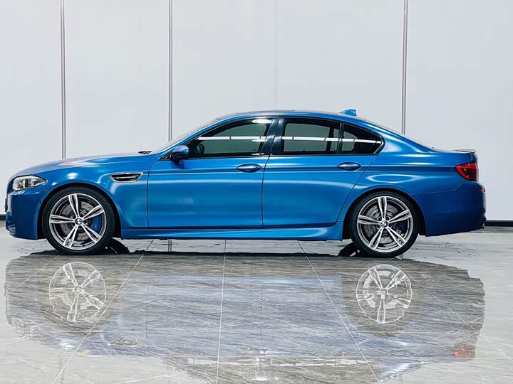 BMW M5 2014 M 5 — фото 4