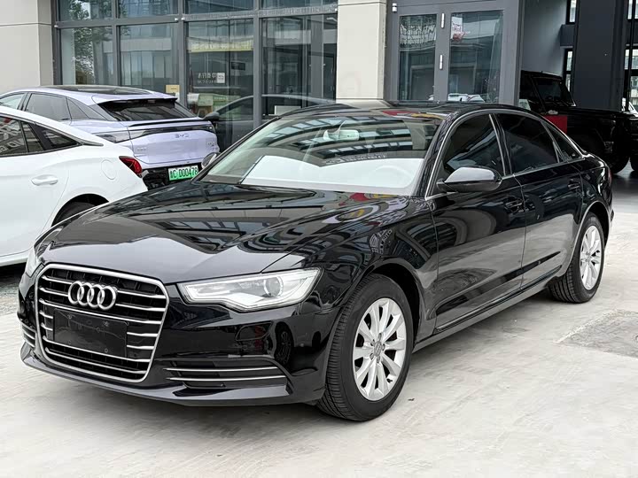 Audi A6L 2015 30 FSI — фото 2